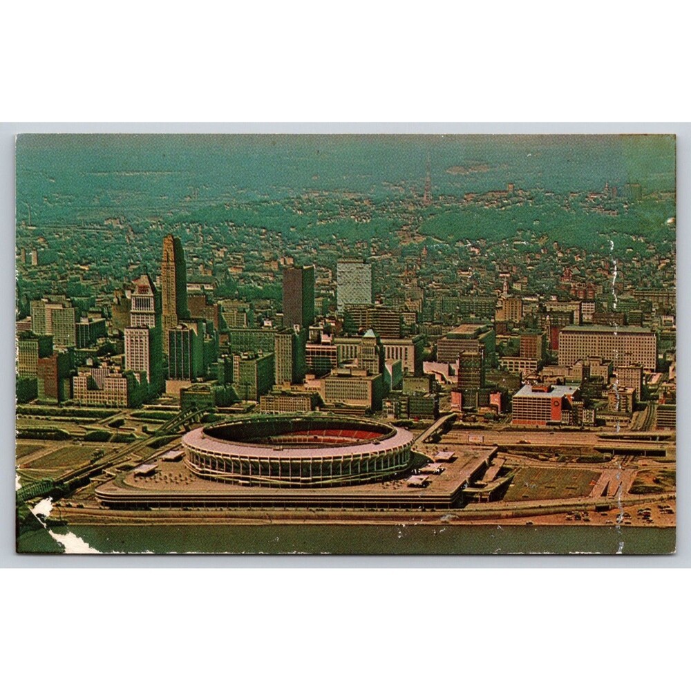 Postcard Ohio Cincinnati Riverfront Stadium Cinergy Field Reds Bengals c1970s OH